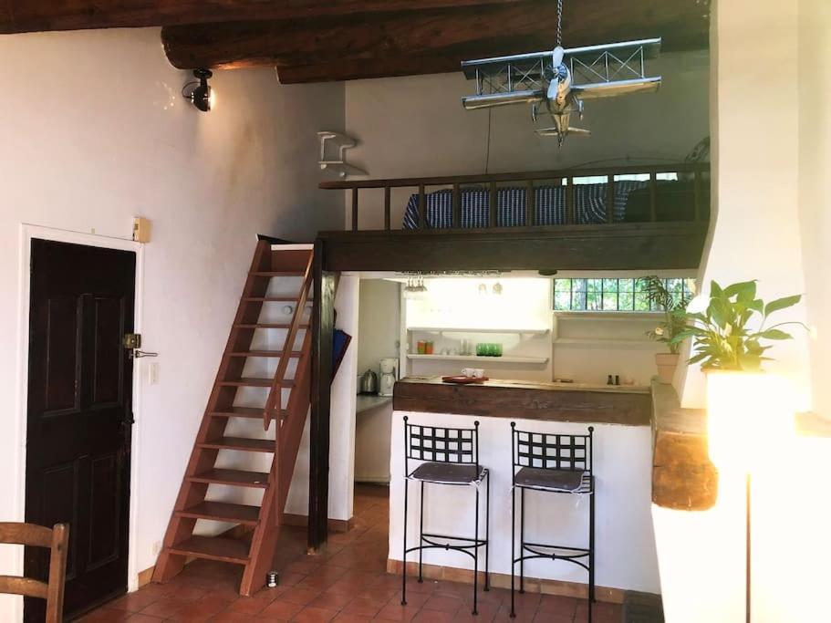 Appartement Avec Deux Chambres Centre Ville Aixois Екс ан Прованс Екстериор снимка